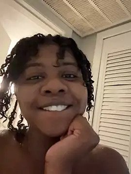 Ebony_Queeen