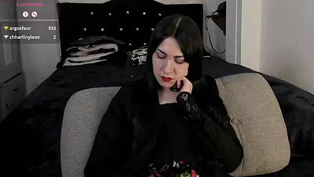 Amy_Aloqua live cam on StripChat