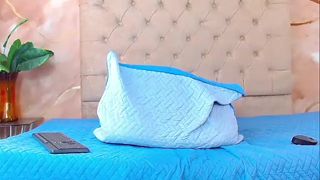 Luke_Carter webcam