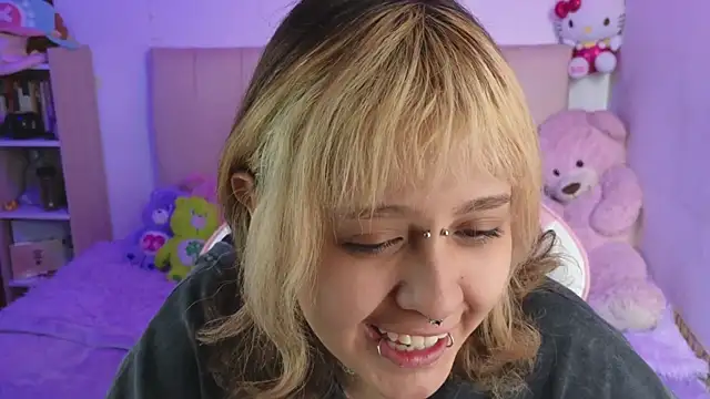 NekoWaifu webcam