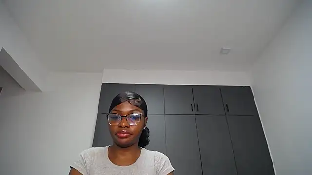 Pretty_Liya08 webcam