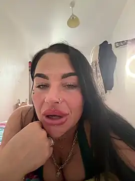 Darkfantisyx live cam on StripChat