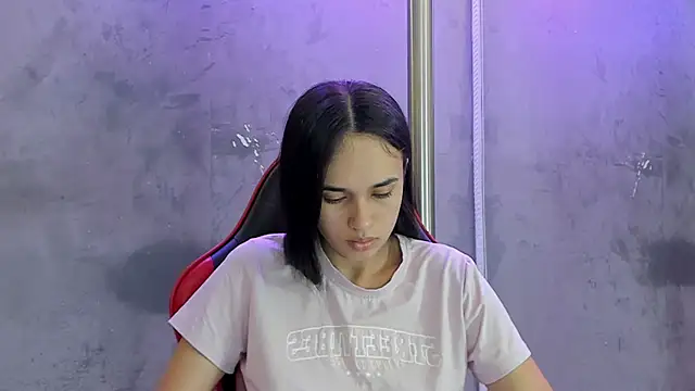 alice__susan (F young) - Make my toy vibrate and don't stop