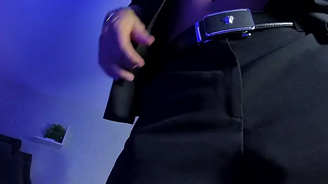 dylanroyce_ (M twink) - CHANGE AUFIT TO EXTREME DOMINANT