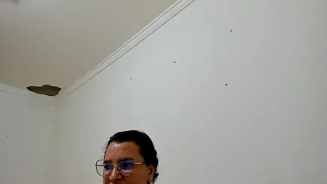 marilyn_garcia (F milf) - squirt cum ass