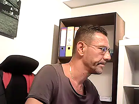 mastercharisma35 webcam