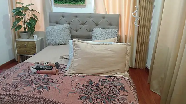 sasi_luna webcam