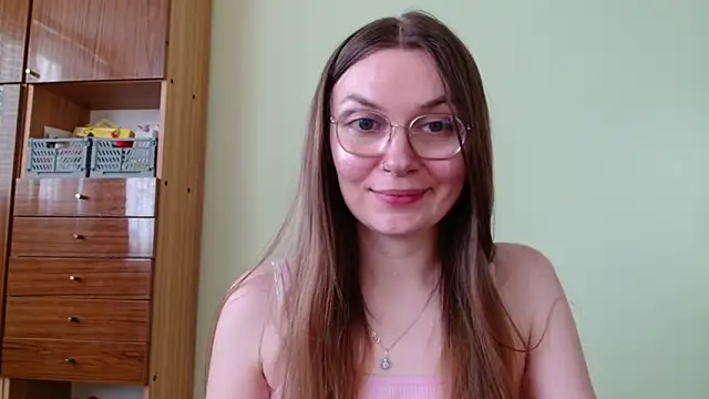 LooveELLYx webcam