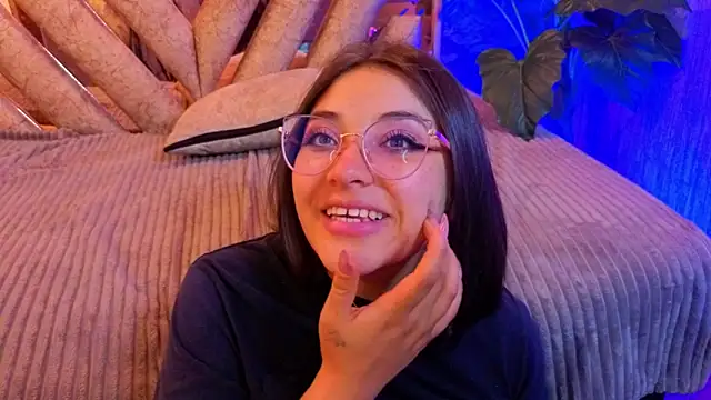 phoenixxxx777 webcam