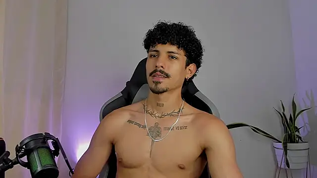 Lukeetaylor webcam