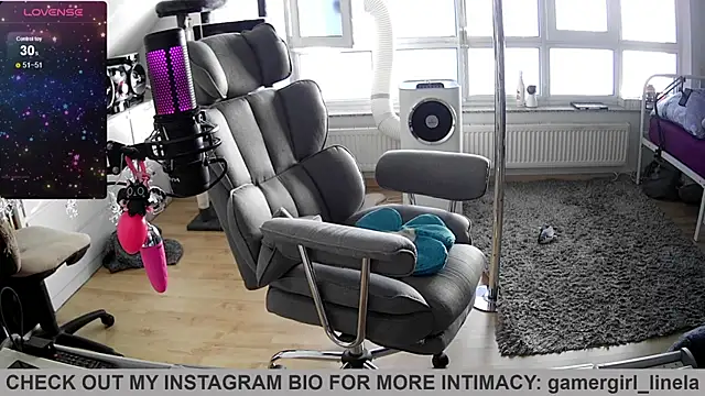 Gamergirl-Linela webcam