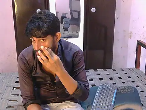 HotXKrish webcam