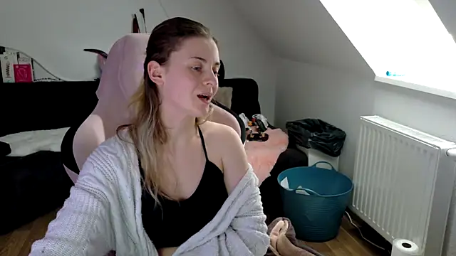 Melly4You webcam