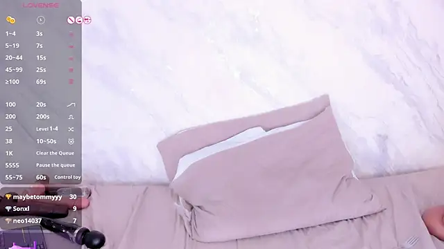 Monika-Ruiz webcam