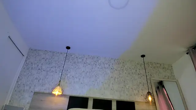 Sasha_Wolff webcam