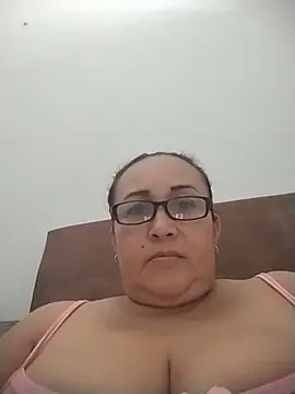 Nini_Love_ webcam
