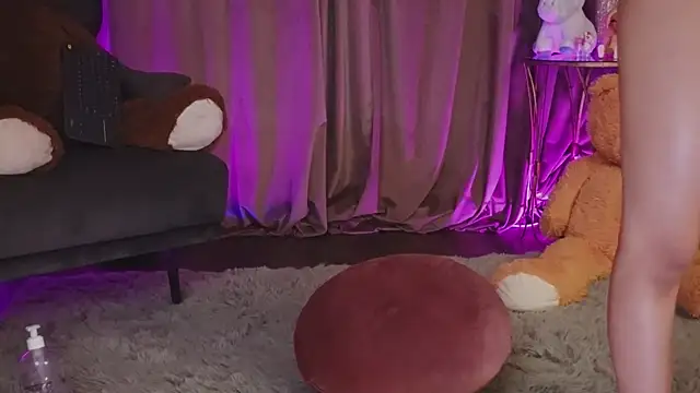 ZariaaVera webcam