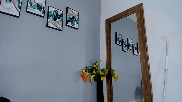 Britanny_W webcam