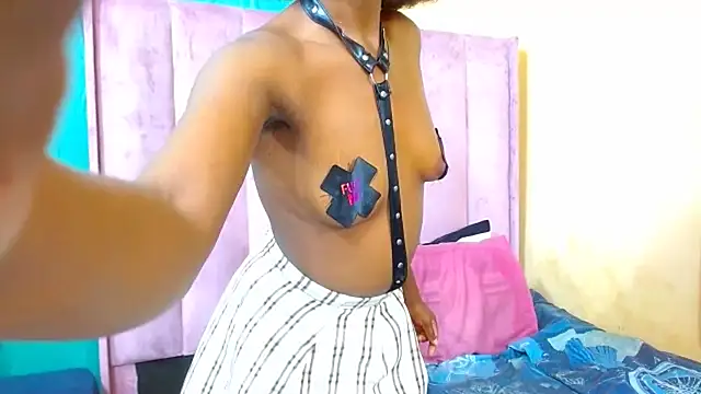 SexySlimTeaXx webcam