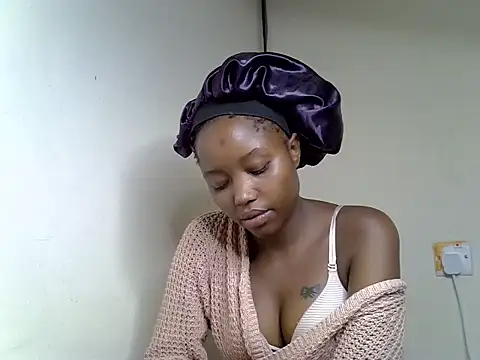 Pretty_kitty48 webcam