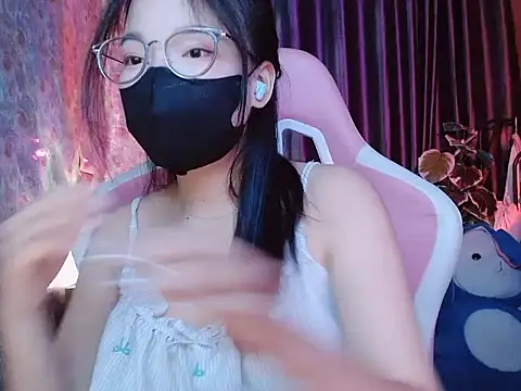 Julie_Ulie webcam