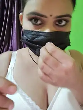 Curvy_shivani webcam