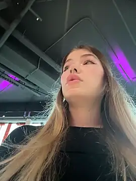Dreamy_Mia webcam