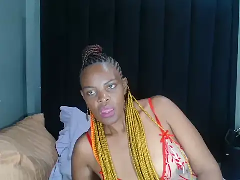 CREAMYSUGA webcam