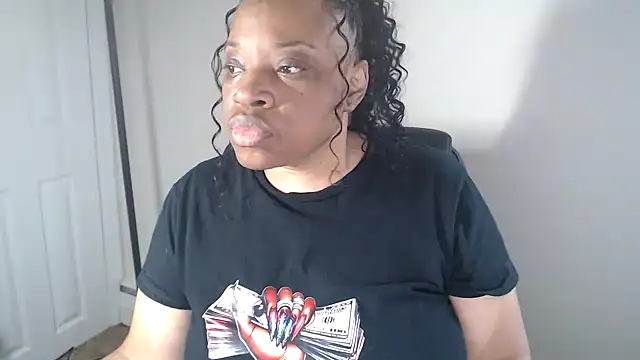 Sexymona1218 webcam