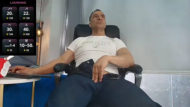juanses_n_toro webcam