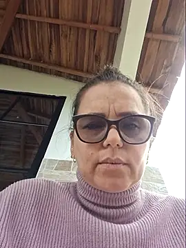 MariaPau_83 webcam