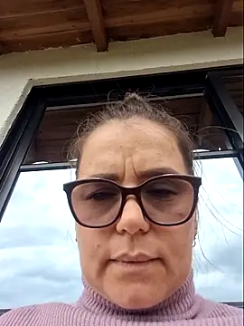 MariaPau_83 webcam
