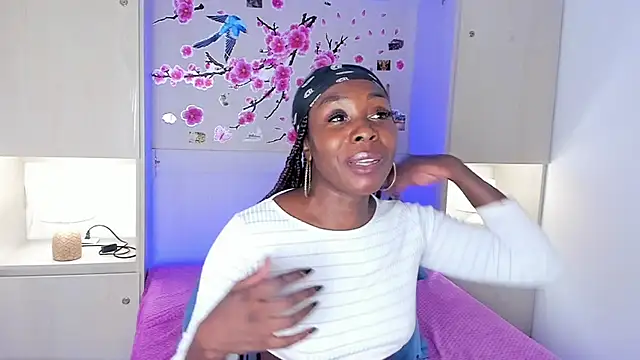 TaylorBloom webcam