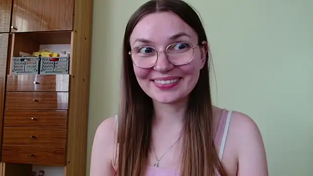 LooveELLYx webcam
