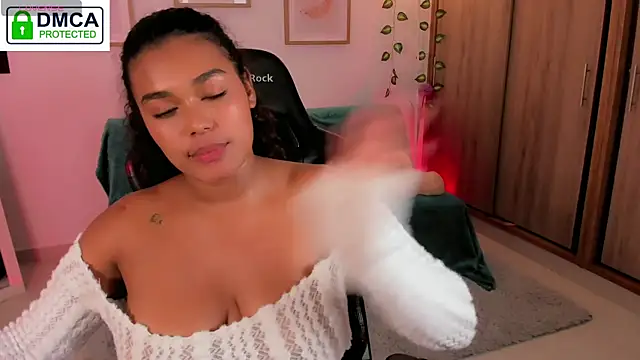 Watch aleja_montiel__ live on EroticFlix - High definition streams