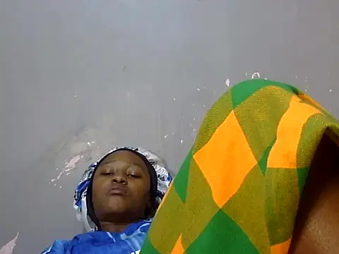 Watch Petite_Ebony10 live on EroticFlix - High definition streams