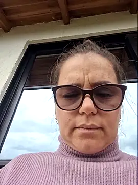 MariaPau_83 webcam