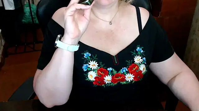 AlisaHot55 webcam