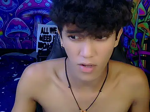 hugekenbigcock webcam