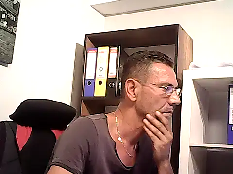 mastercharisma35 webcam