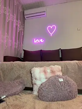 Sabrinedivinee webcam