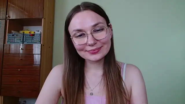 LooveELLYx webcam