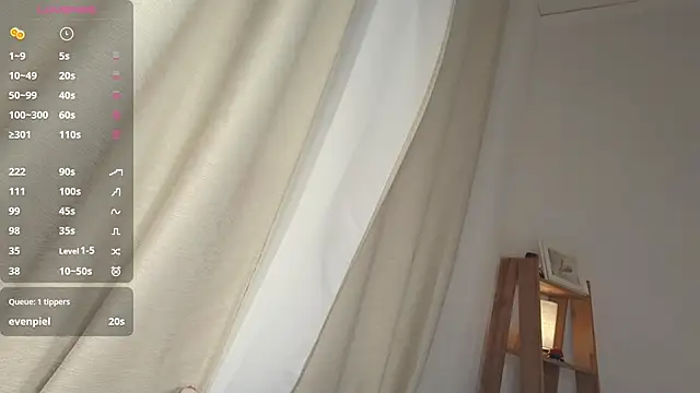 LaureMestler webcam