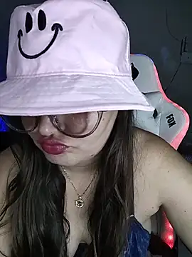 Fetichista23 webcam