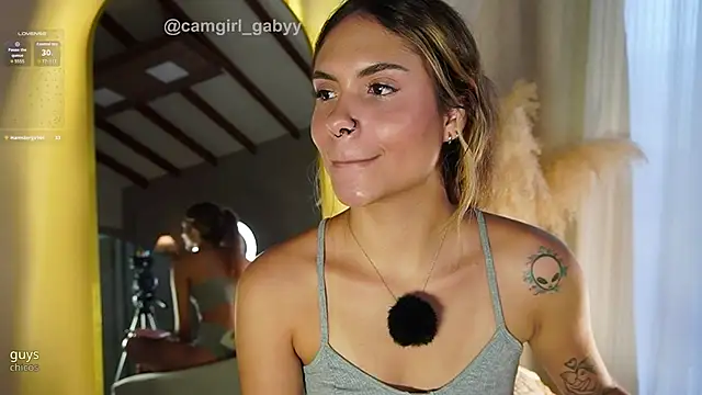 Gaby_Ferrer webcam