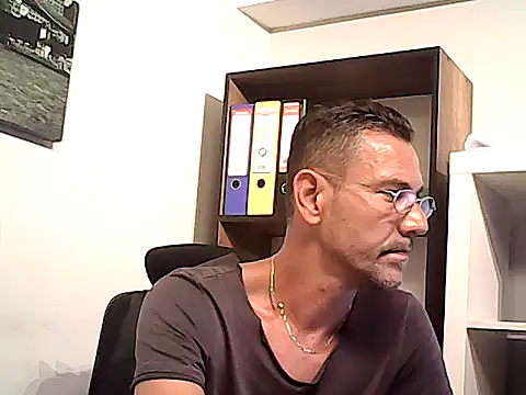 mastercharisma35 webcam