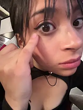 Sasha-firee webcam