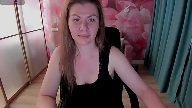 LunaKissesx webcam