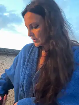 -OLYA- webcam