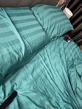 Juicy_PeachLux webcam